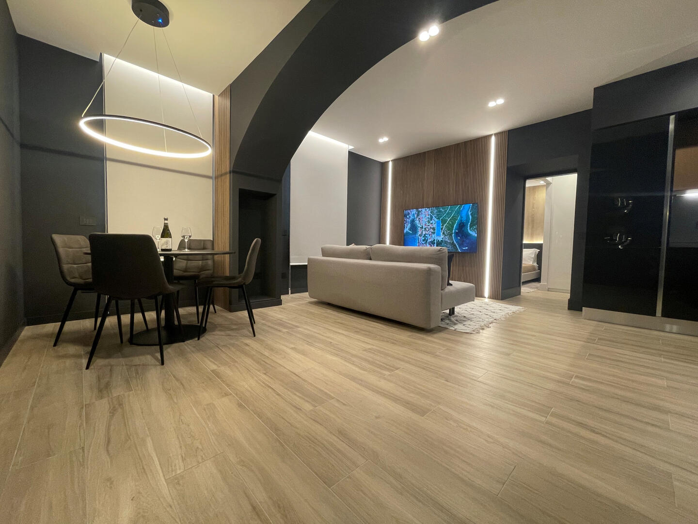 Very Spacious Apartment